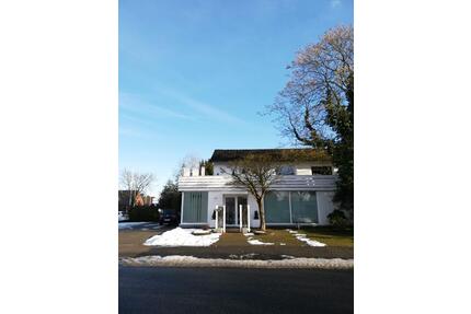 Ladengeschäft im EG - 1.200,00&nbsp;EUR Kaltmiete, ca.&nbsp; 10,00&nbsp;m&sup2; in Celle (PLZ: 29225) Neustadt/Heese