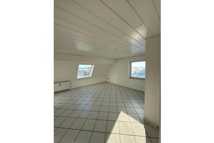 Dachgeschosswohnung 3. Stock in Göttelfingen - Eutingen im Gäu