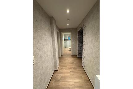 Renovierte Souterrainwohnung mit eigener Terrasse in Zülpich