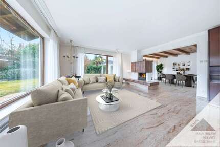 Haus zum Kaufen in Böblingen 899.000,00 € 247 m²