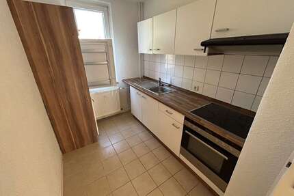 Wohnung zum Mieten in Seeland 263,00 € 46.91 m²