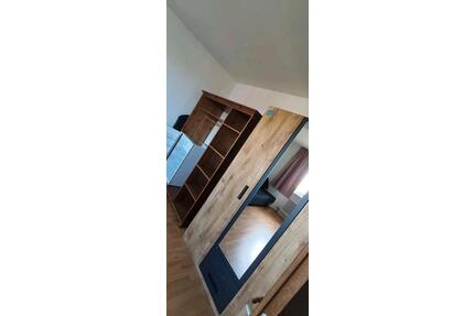 nur ein möbliertes WG Zimmer in Germering 650€ kalt