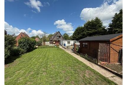 VIEL PLATZ FÜR DIE FAMILIE MIT EIGENEM POOLHAUS - Pahlen