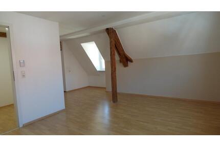 2,5 Zimmer Dachgeschosswohnung - 500,00&nbsp;EUR Kaltmiete, ca.&nbsp; 60,00&nbsp;m&sup2; in Weißenburg in Bayern (PLZ: 91781)
