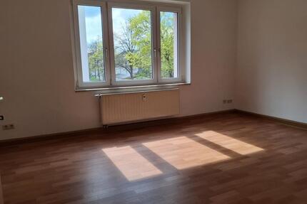 ++ Zentrumsnahes Wohnglück mit Badewanne und Vorratsschrank ++ - Plauen Bahnhofsvorstadt