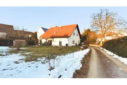 Zwei Häuser - ein Grundstück - vielfältige Möglichkeiten für Generationen - Oberthulba Frankenbrunn