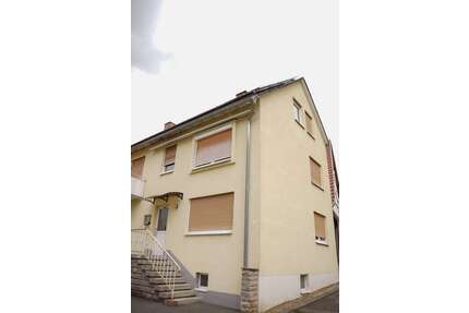Haus zum Kaufen in Markelsheim 365.000,00 € 214 m²