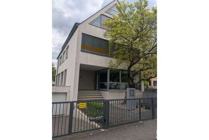 Wohnung zum Mieten in Frankfurt 1.280,00 € 80 m²