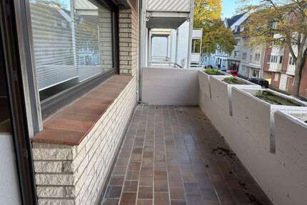 Wohnung zum Kaufen in Bergisch Gladbach 195.000,00 € 60 m²