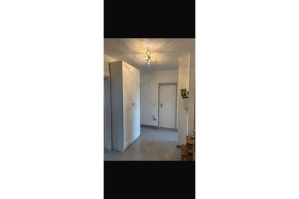 3 Zimmer Wohnung mit Balkon Nippes 1. Juni - Köln Innenstadt