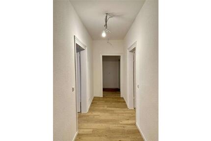 4-Zi-Whg. mit Balkon, Erstbezug nach Sanierung - Ludwigsburg