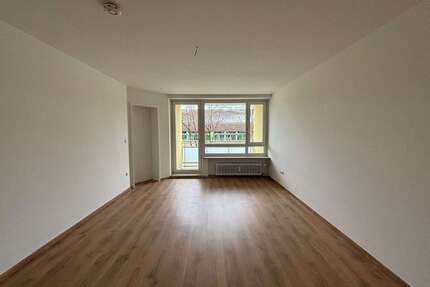 Wohnung zum Mieten in Augsburg 826,04 € 62.39 m²