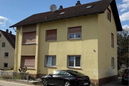 Erdgeschoss Wohnung ca. 69m2 mit Terrasse evtl. Stellplatz Garten - Stein
