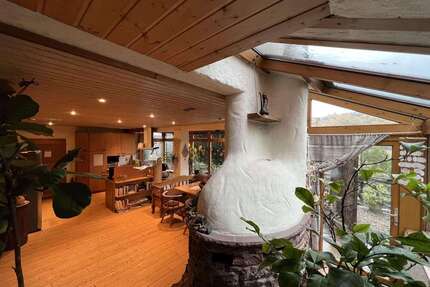 Haus zum Kaufen in Gemünden 335.000,00 € 220 m²