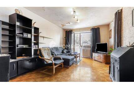 Attraktive 1,5-Zimmer-Wohnung in der 5. Etage mit Loggia und Aufzug - Spardorf