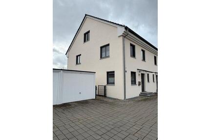 Moderne DHH zu verkaufen - 804.000,00&nbsp;EUR Kaufpreis, ca.&nbsp; 160,00&nbsp;m&sup2; in Altomünster (PLZ: 85250)