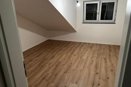 Wohnung in Tübingen - 2.850,00&nbsp;EUR Kaltmiete, ca.&nbsp; 122,00&nbsp;m&sup2; in Tübingen (PLZ: 72072) Derendingen