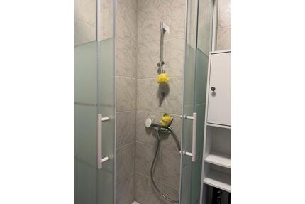 Mietwohnung – saniert & möbliert, ERSTBEZUG! in Duisburg Ruhrort