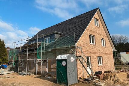 Neubau-Doppelhaushälfte - 1.420,00&nbsp;EUR Kaltmiete, ca.&nbsp; 125,00&nbsp;m&sup2; in Hechthausen (PLZ: 21755)