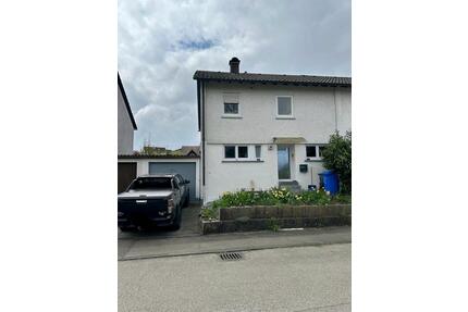 DHH in ruhiger Lage - 330.000,00&nbsp;EUR Kaufpreis, ca.&nbsp; 120,00&nbsp;m&sup2; in Gschwend (PLZ: 74417)