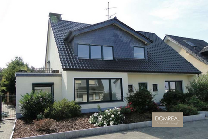 Haus zum Kaufen in Dormagen 660.000,00 € 247.43 m²