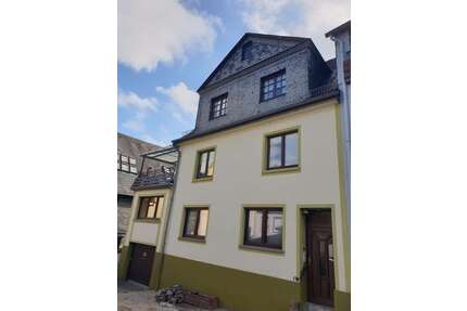 Haus zum Kaufen in Oberwesel 240.000,00 € 153 m²