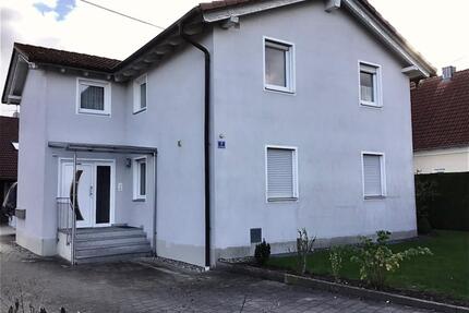 Einfamilienhaus mit 2 Wohnungen, Bj.2005, von Privat - Weichering