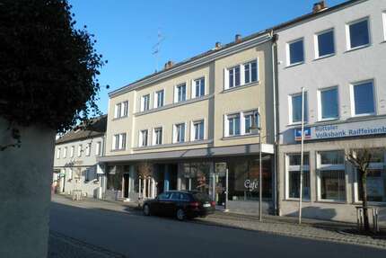 Wohnung zum Mieten in Arnstorf 120,00 € 12.94 m²