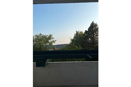 Wohnung in Kliniknähe! - 650,00&nbsp;EUR Kaltmiete, ca.&nbsp; 50,00&nbsp;m&sup2; in Wuppertal (PLZ: 42109) Gemarkung Elberfeld