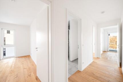 Wohnen an der Elbe: Moderne 3-Zimmer-Wohnung mit Terrasse - Magdeburg