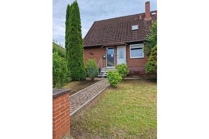 Einfamilienhaus - 360.000,00&nbsp;EUR Kaufpreis, ca.&nbsp; 150,00&nbsp;m&sup2; in Dransfeld (PLZ: 37127)