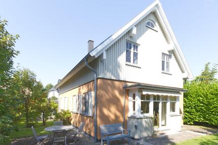 Familiäres Haus in ruhiger Zentrumslage am Darß, Zingst modern