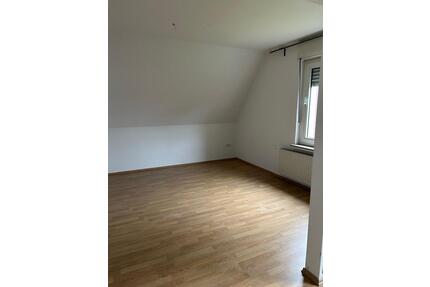 Maisonettewohnung - 1.170,00&nbsp;EUR Kaltmiete, ca.&nbsp; 92,00&nbsp;m&sup2; in Gütersloh (PLZ: 33332) Kattenstroth