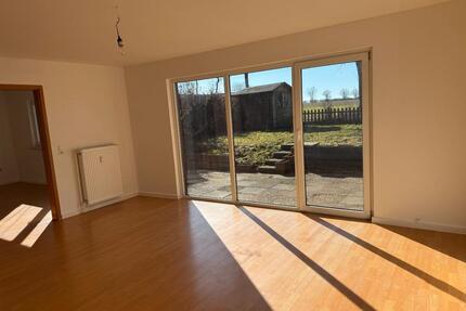 3- Zimmer Wohnung mit Grünblick - eigener Garten mit Terrasse - Wahrenholz