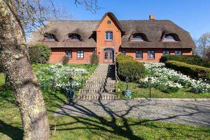 Haus zum Kaufen in Pellworm 935.000,00 € 500 m²