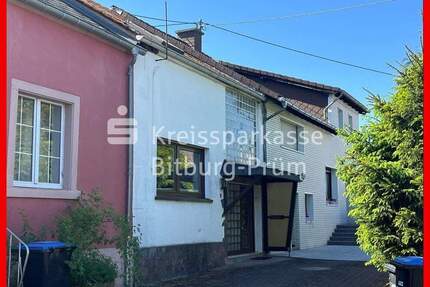 Kleineres Reihenhaus mit Terrasse - Zemmer