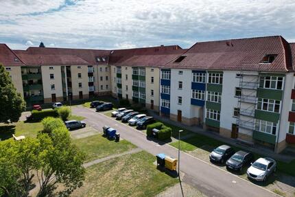 kleine StudentenAzubi Wohnung - 300,00&nbsp;EUR Kaltmiete, ca.&nbsp; 31,10&nbsp;m&sup2; in Leipzig (PLZ: 04319) Ost
