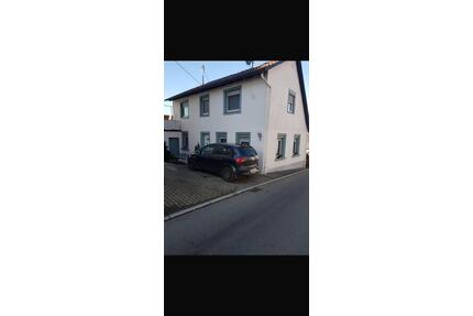 Haus zum Vermieten in Schwenningen (Heuberg) - Albstadt