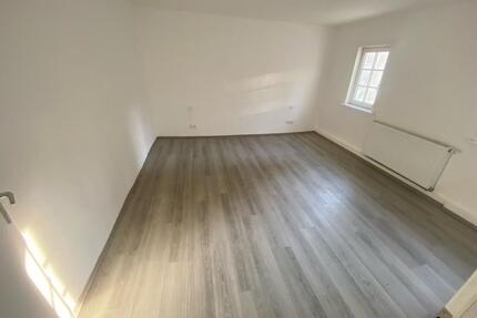 Einfamilienhaus-Reihenhaus mit Garten und top-Lage in Dahlbruch - Hilchenbach