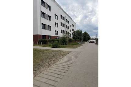 Wohnung zum Mieten in Berlin 774,31 € 48.76 m²