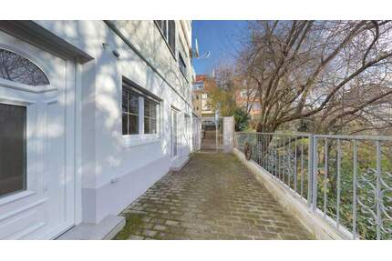 Erstbezug nach Sanierung: Großzügige 3,5-Zimmer-Wohnung mit Terrasse in Ludwigsburg-West