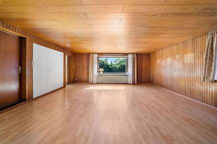 Haus zum Kaufen in Tarp 274.000,00 € 230 m²