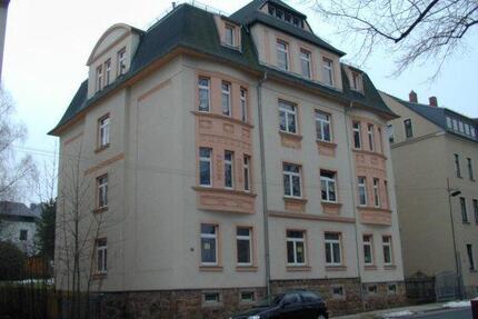 Schöne 3-Zimmer Wohnung im DG in Haus mit großem Garten - Limbach-Oberfrohna