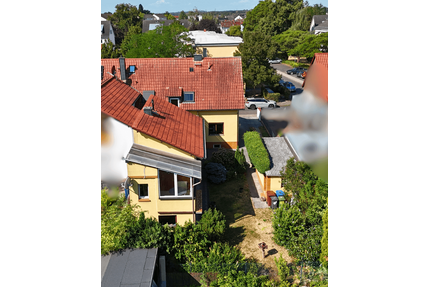 Haus zum Kaufen in Hattersheim am Main 520.000,00 € 156 m²