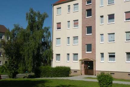 Wohnung zum Mieten in Aschersleben 311,20 € 62.24 m²