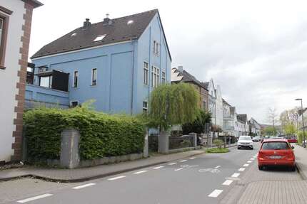 Haus zum Kaufen in Hennef 820.000,00 € 320 m²