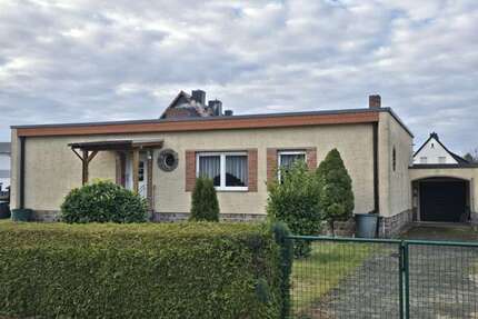 Haus zum Kaufen in Bitterfeld-Wolfen 190.000,00 € 110 m²