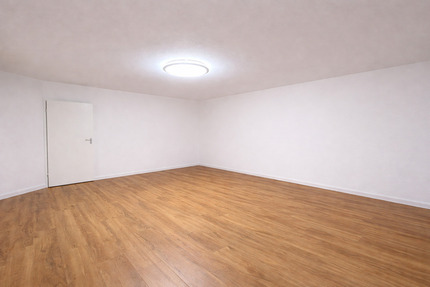 Schöne, ruhige 2-Zimmer-Wohnung mit großem Balkon in zentraler Lage - Magdeburg Leipziger Straße