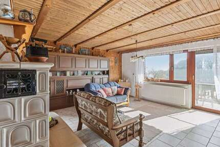 Wohnung zum Kaufen in Beratzhausen 160.000,00 € 113.81 m²
