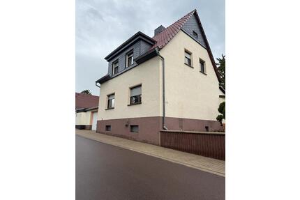 Haus zu Verkaufen - 175.000,00&nbsp;EUR Kaufpreis, ca.&nbsp; 130,00&nbsp;m&sup2; in Könnern (PLZ: 06420)